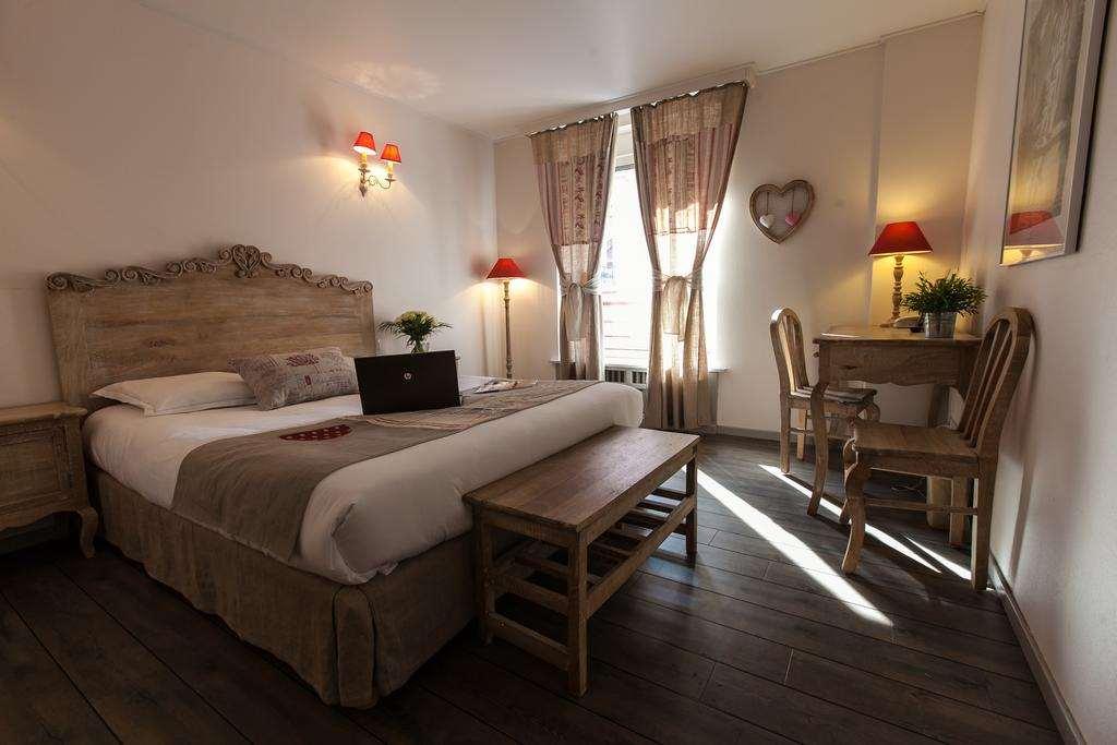 Brit Hotel Bristol Montbéliard Centre Habitación foto